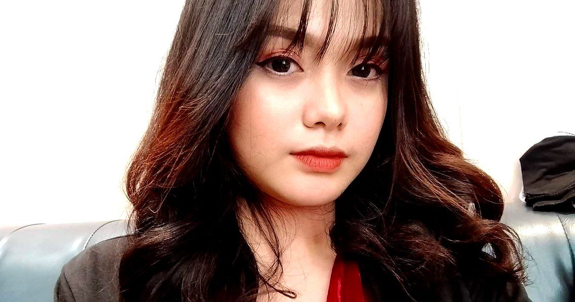 #contrastbitch#bitch_Tôi đã trả tiền cho một cô gái lai JK ngày hôm qua~ Giá là 10.000 một đêm. Bạn có nghĩ việc thổi kèn này đáng giá không?”